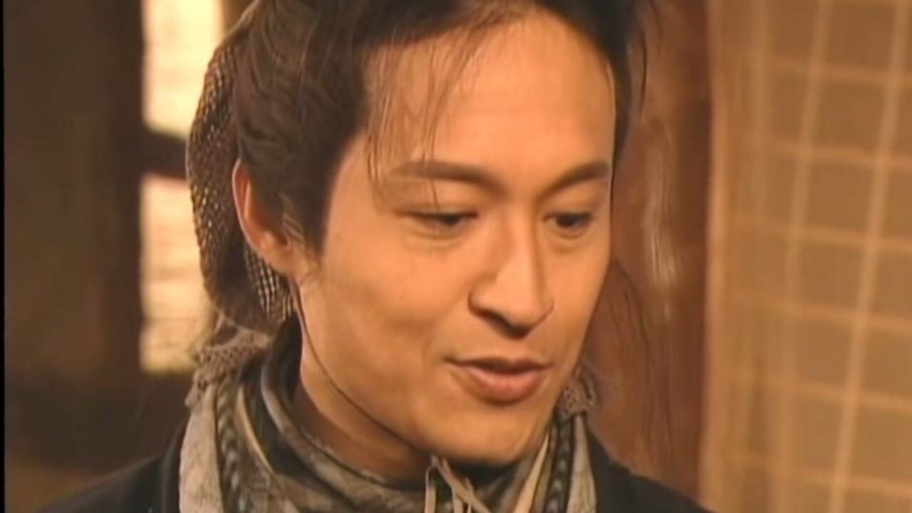 《新龙门客栈》第11集01:金湘玉送周淮安定情物表达心意,淮安收下湘玉的东西_高清1080P在线观看平台_腾讯视频