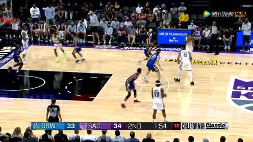 《NBA全场集锦》结合球投篮相当不错 米切尔两记投篮连得五分