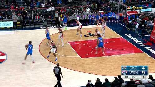 《NBA全场集锦》兄弟，你没镜头了！多尔特直突篮下背身打板上进