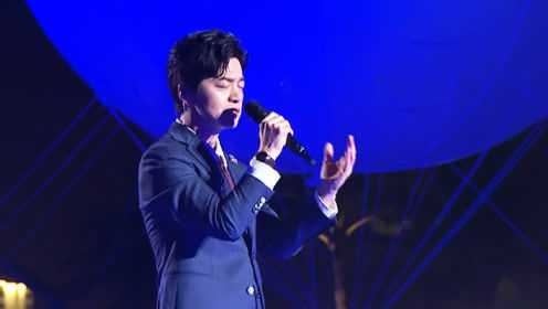 李健演唱《心升明月》，一种无法复制的浪漫