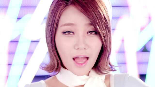 단발머리 (Short Hair)