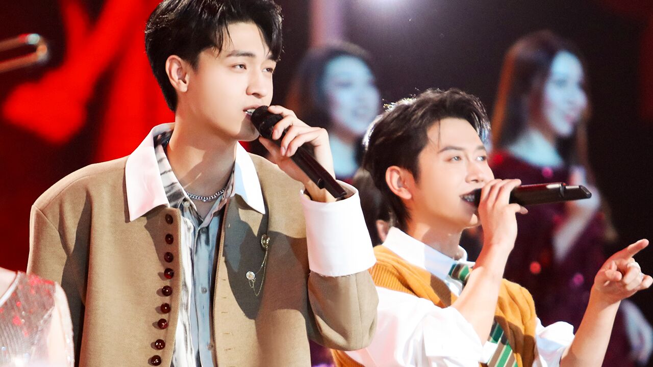 孟鹤堂秦霄贤真情演唱怀旧金曲好好听!