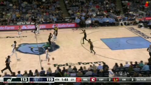 《NBA全场集锦》没有大个子镇守篮下就别怪我凶狠操作了 杰克逊助跑起跳双手隔扣范德比尔特