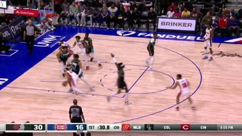《NBA全场集锦》【回放】NBA常规赛：开拓者vs活塞第1节中文解说回放