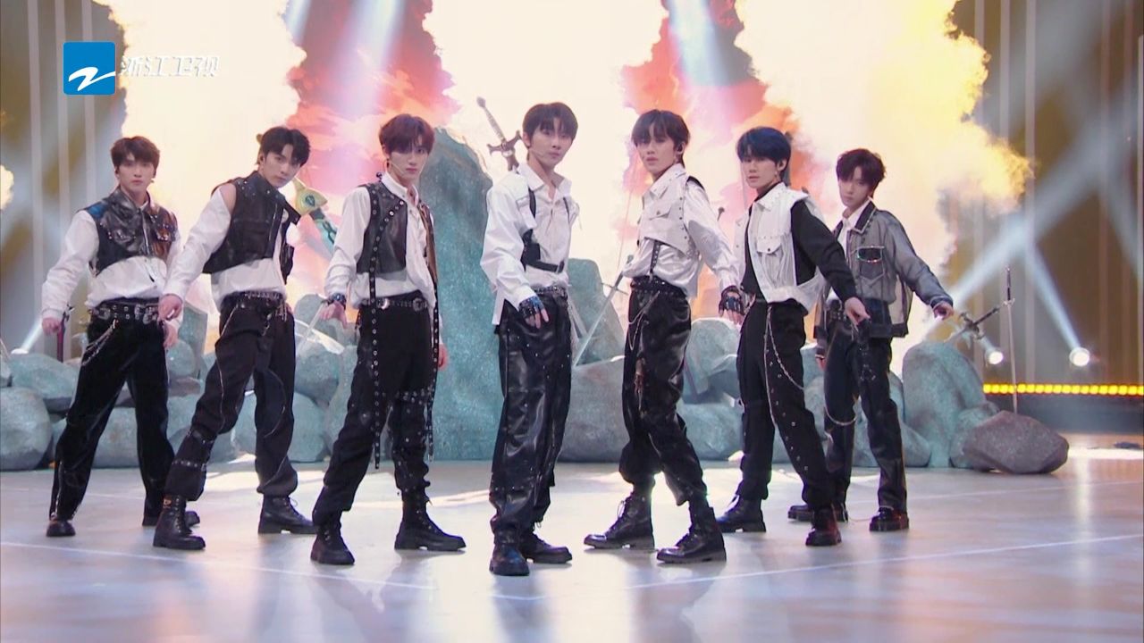 时代少年团大时代综艺首舞台##来腾讯视频看王牌对王牌##王牌对王牌