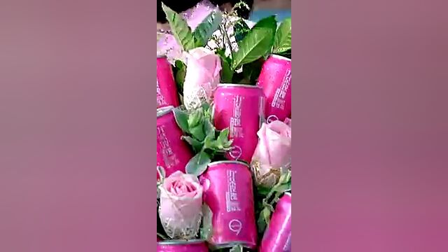 九朵玫瑰花汁饮料