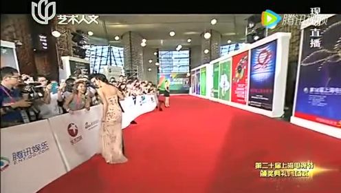 上海电视节红毯:《点金胜手》剧组黄宗泽徐子珊