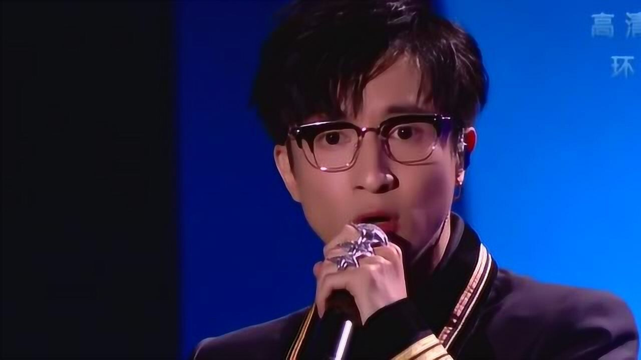 薛之谦跨年演唱会演绎《演员》《刚刚好》，依然那么深情好听！_腾讯视频