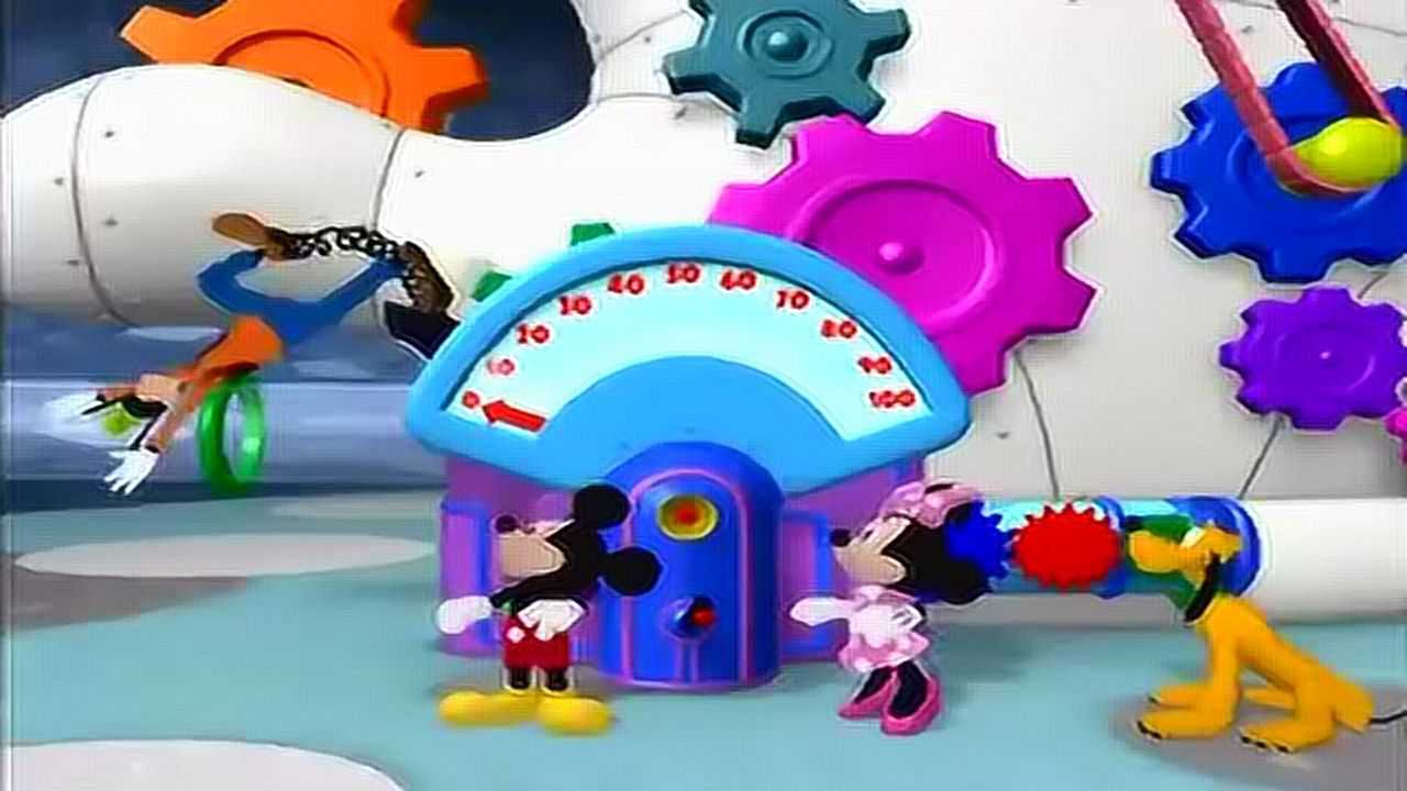 【米奇妙妙屋】我是无敌的小可爱,有时乖有时坏神兽学园00:15英雄救美