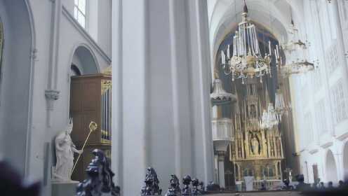 维也纳人灵魂的归属，储存着五十四位皇室心脏的教堂