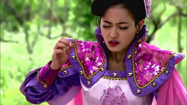 慕小蝶被老太婆欺骗吃了火烈果火烈果竟是是寒冰掌的克星