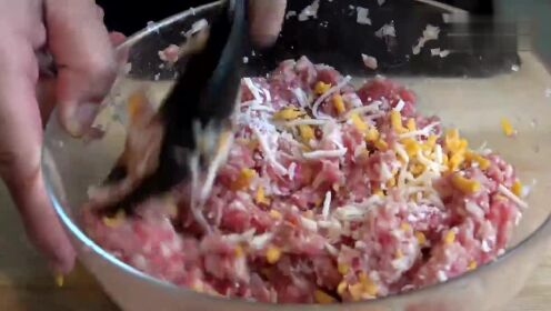 燃烧的翡翠明珠-茄汁卷心菜塞肉（上秒拍看我的最新短视频