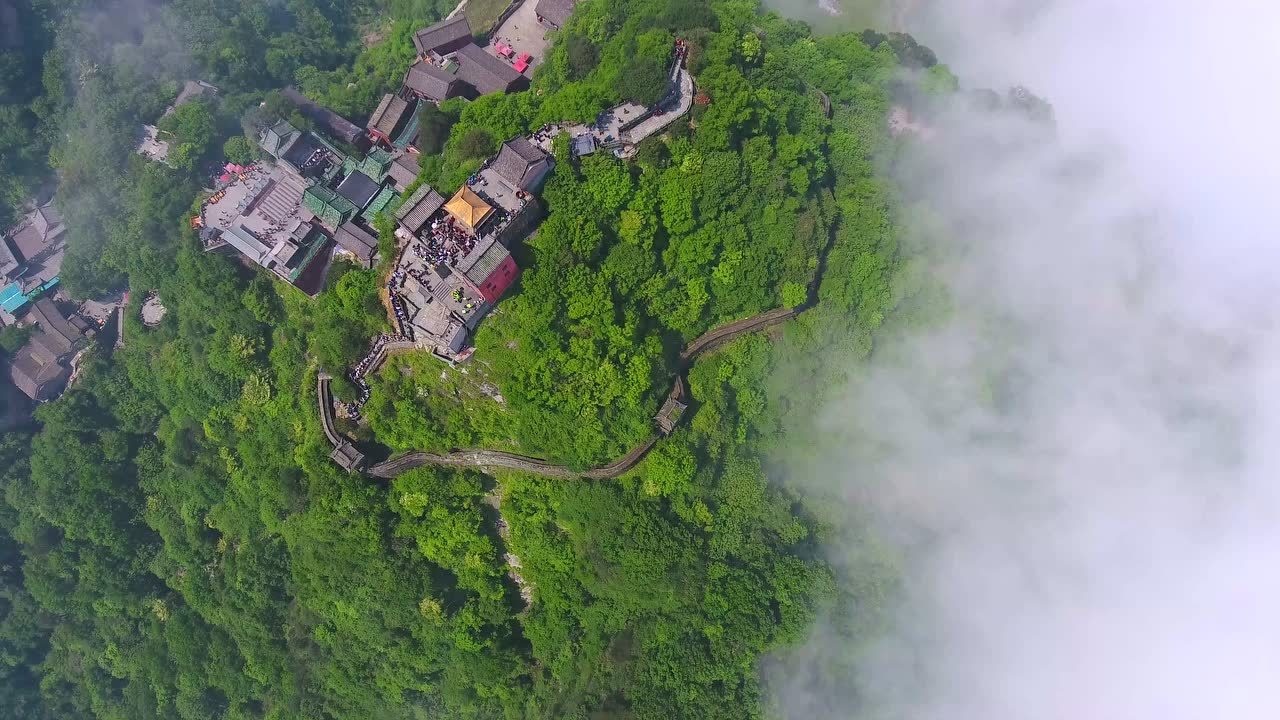 10185鸟瞰武当山