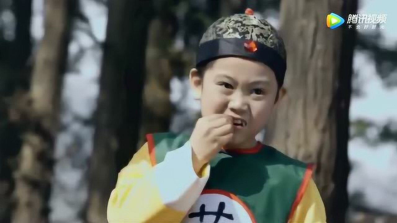 黑白无常带着这么小的孩子来勾魂原来是怕外国的鬼差抢活计