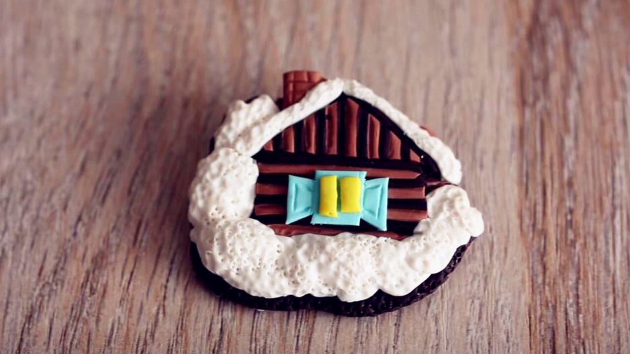 diy创意手工粘土软陶制作冬季雪屋装饰胸针