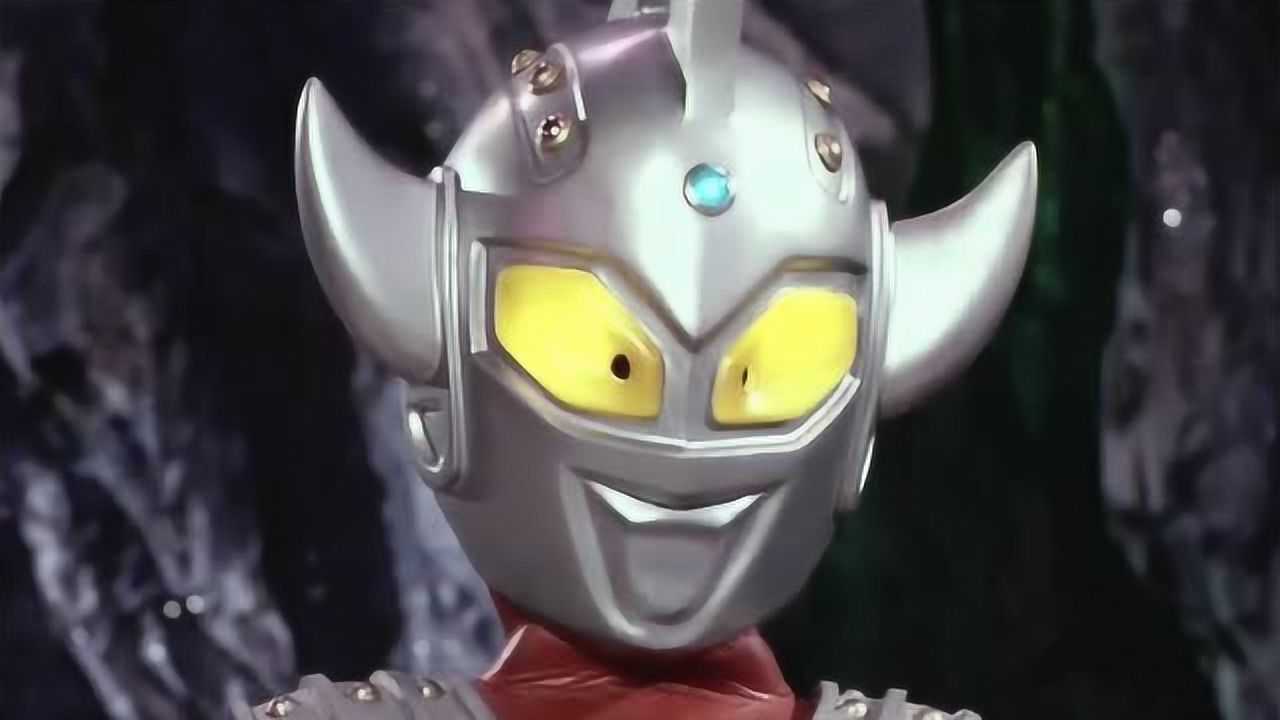 奥特物语小泰罗想欺负小怪兽没想到反被小怪兽欺负