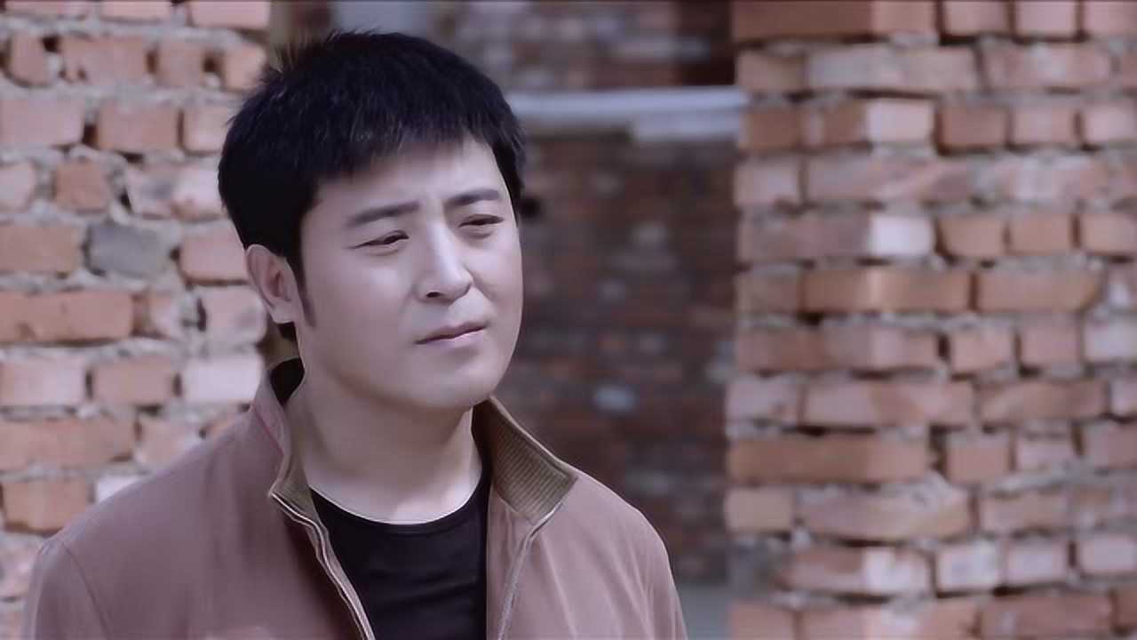 啊父老乡亲书记亲眼看着王天生摆平钉子户看来王天生要升官了