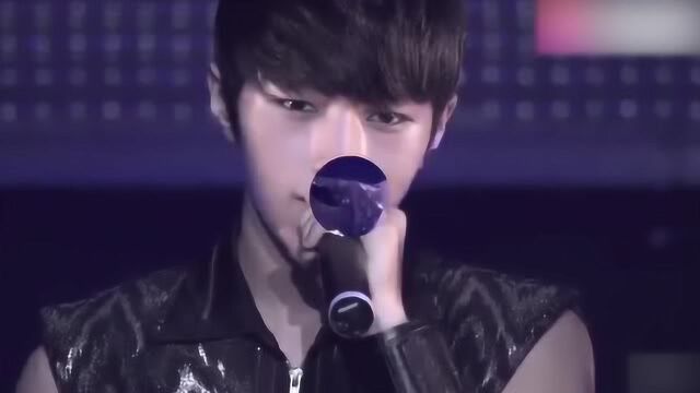 INFINITE金明洙演唱会part合集,这颜值你打几分?