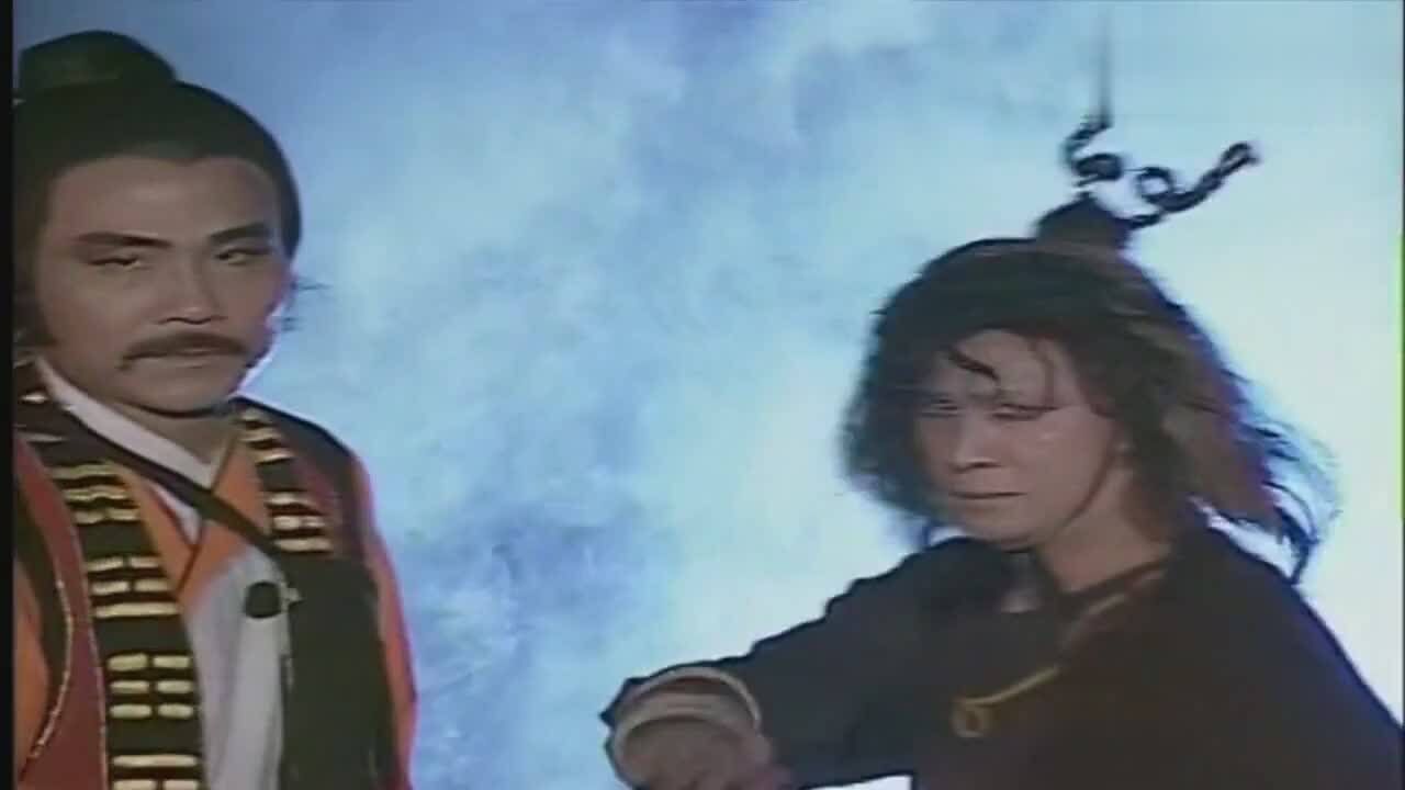 新白娘子传奇白素贞与小青联手除掉了蜈蚣精和蛤蟆精王道灵