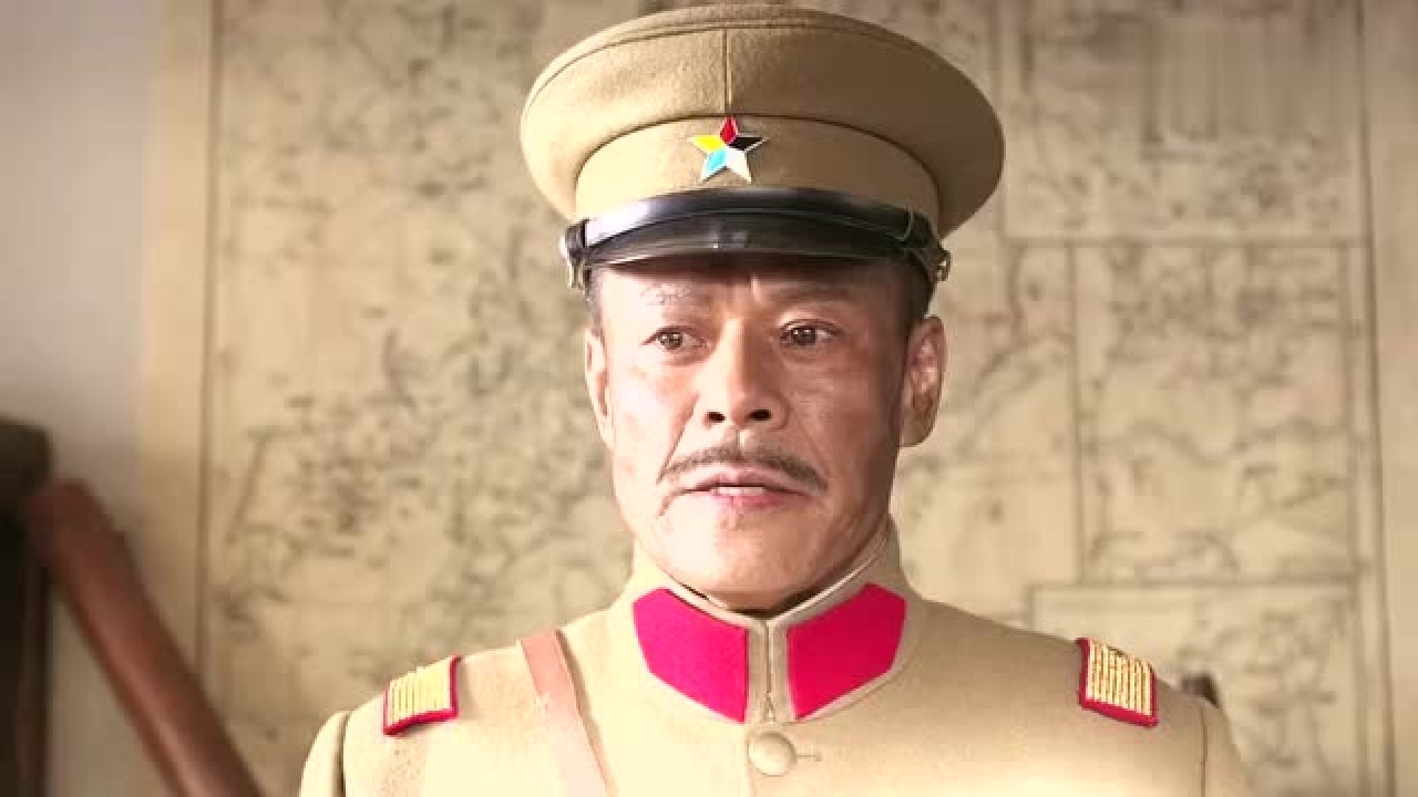 郭松龄宣布下野参谋长邹作华立刻命令停止进攻并投降