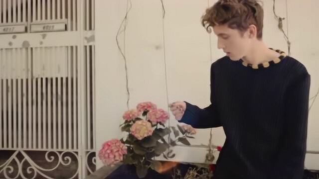 Troye Sivan戳爷开微博啦! 快去关注吧