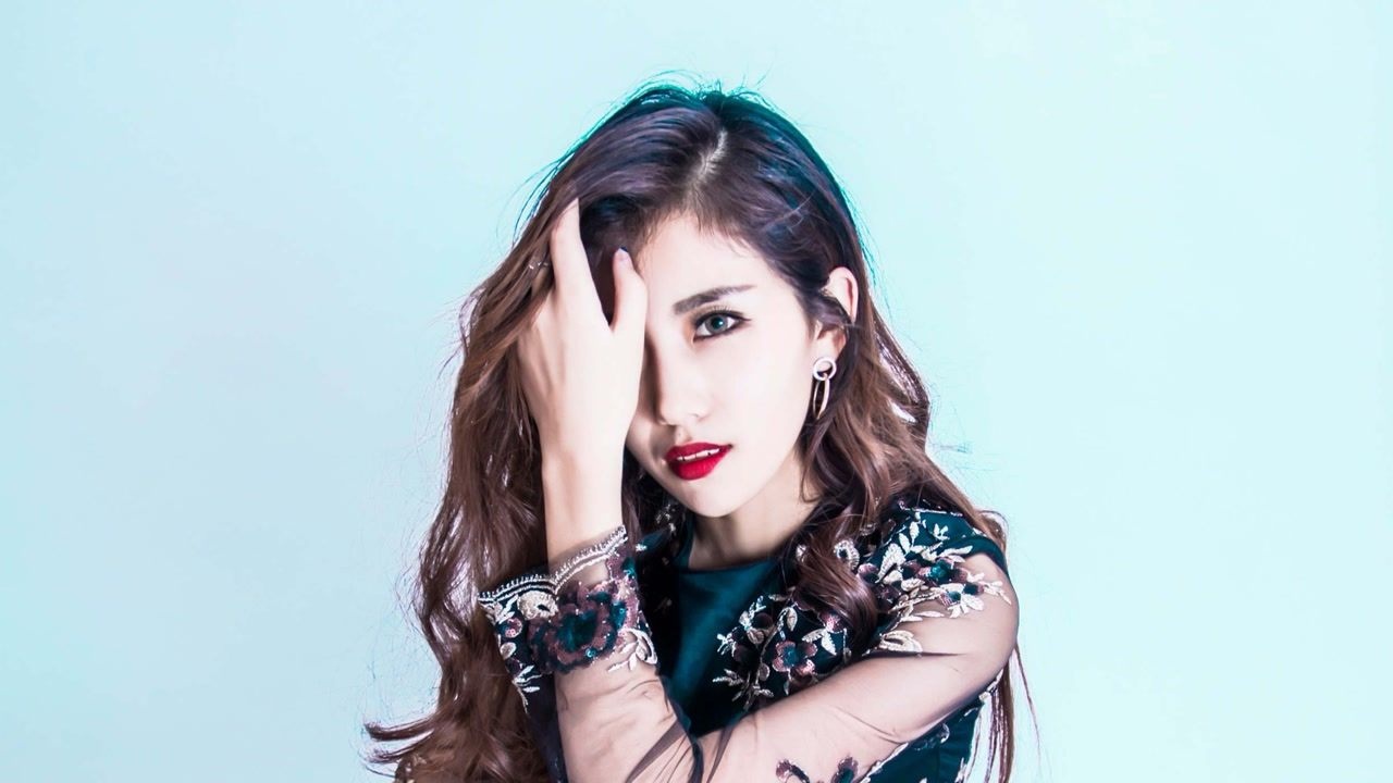 徐小徐 - 爱情麻辣烫 official mv