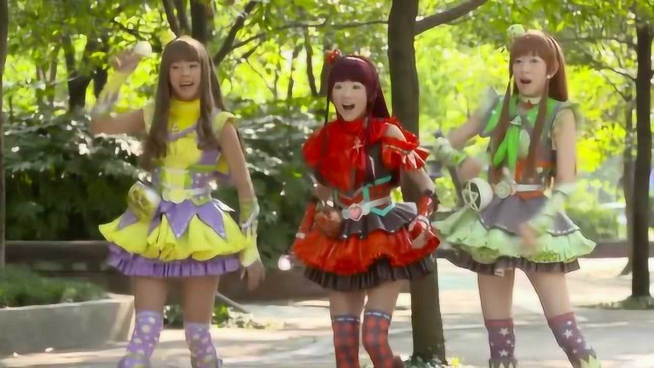 舞法天女朵蕊天女和索拉天女的新舞法真炫酷还打跑了草裙呕象