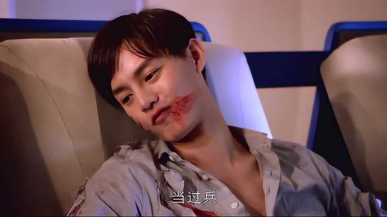 绝命航班:小伙子为了给妹妹抢水喝!和外国人大打出手!