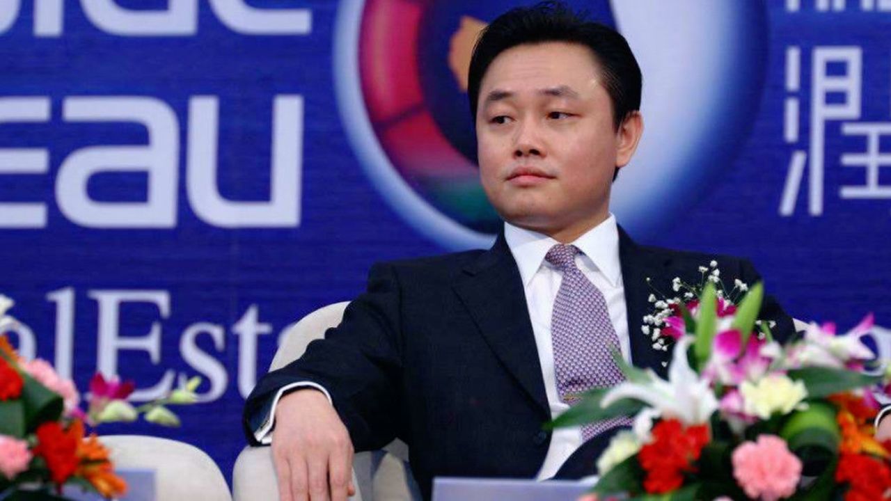 黄光裕怒怼总有一天国美要收购苏宁张近东一句话让他脸都绿了