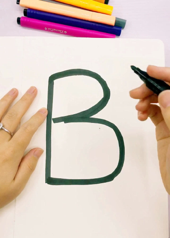 用大写字母b画一只小猫你学会了吗