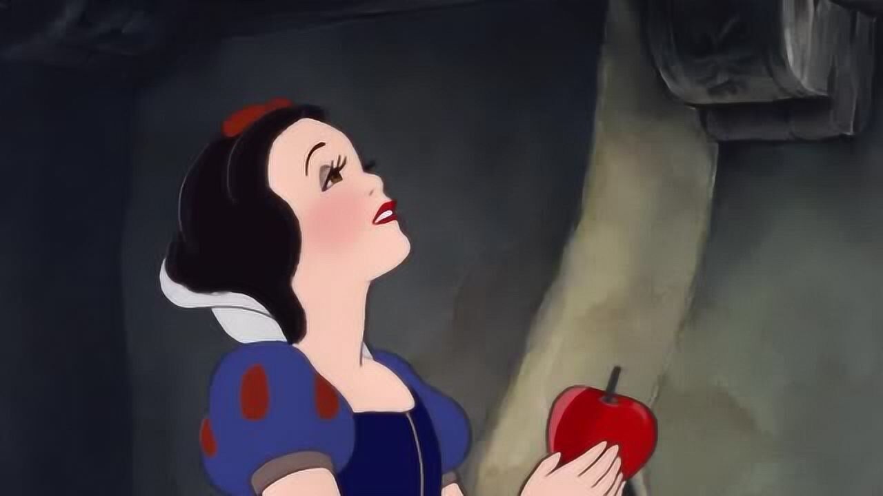 白雪公主吃毒苹果的样子这销魂的样子没谁了