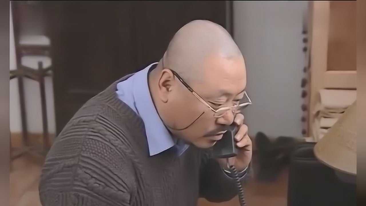 刘老根药匣子徒弟进医院,警察在旁问话,药匣子一来就成这样了