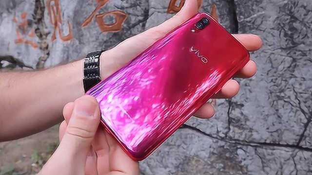 vivo X23全网首发开箱上手,没想到设计这么落后,简直难以置信!