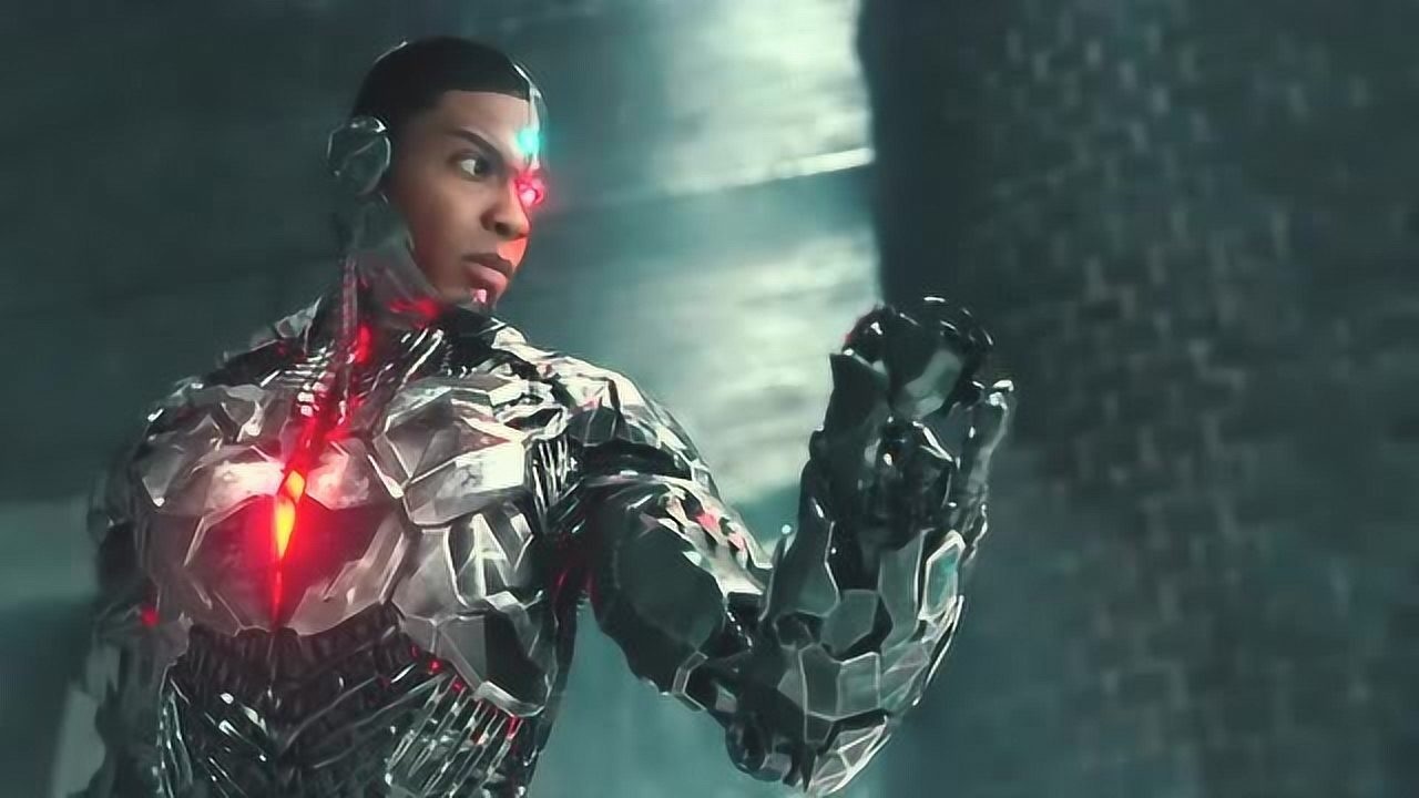 面对荒原狼的钢骨手臂竟会自动变身这一炮下去人类可能会死