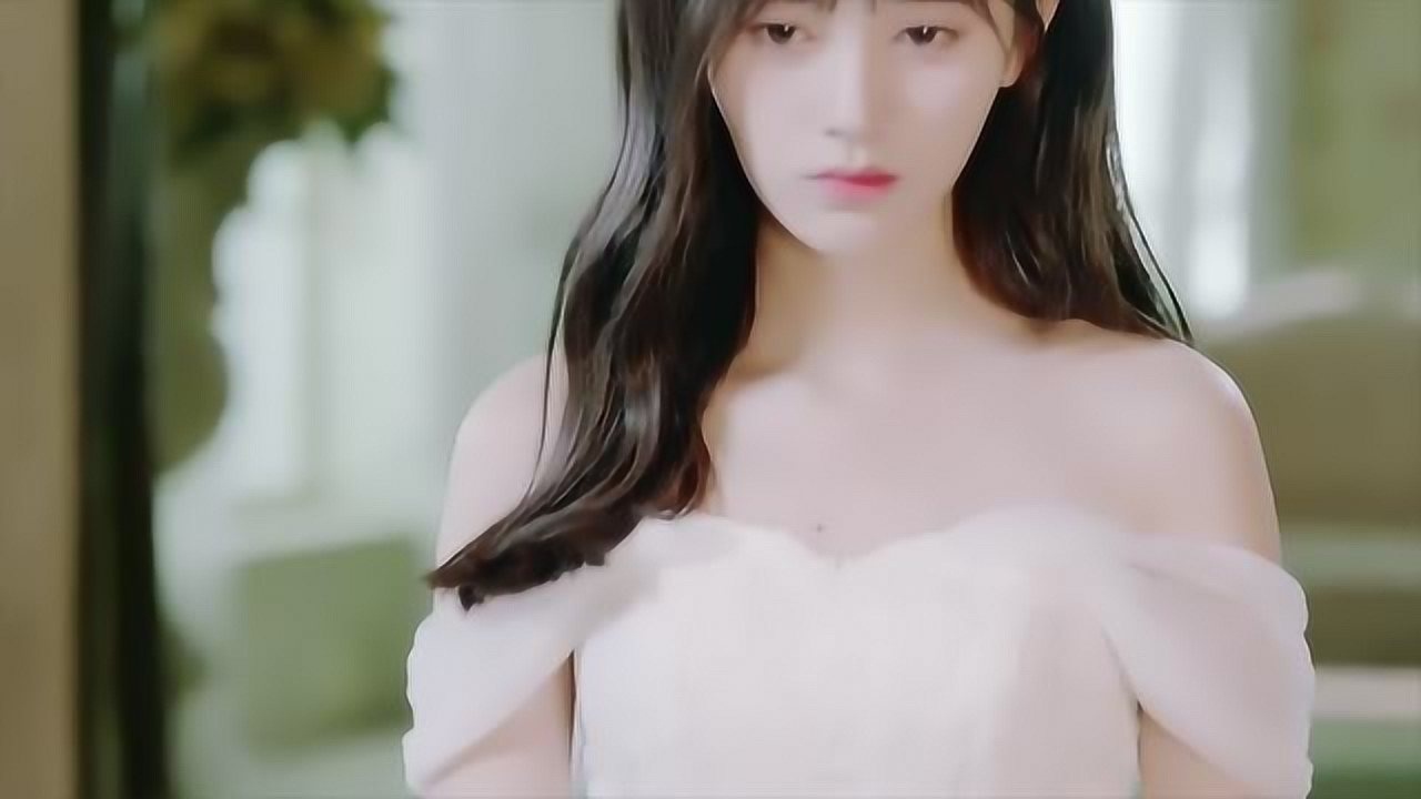 游泳先生鞠婧祎穿上婚纱惊艳出场美丽极了