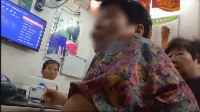 老年人购“养生仪器”易上当,一买就几千元!您买保健品被骗过吗?