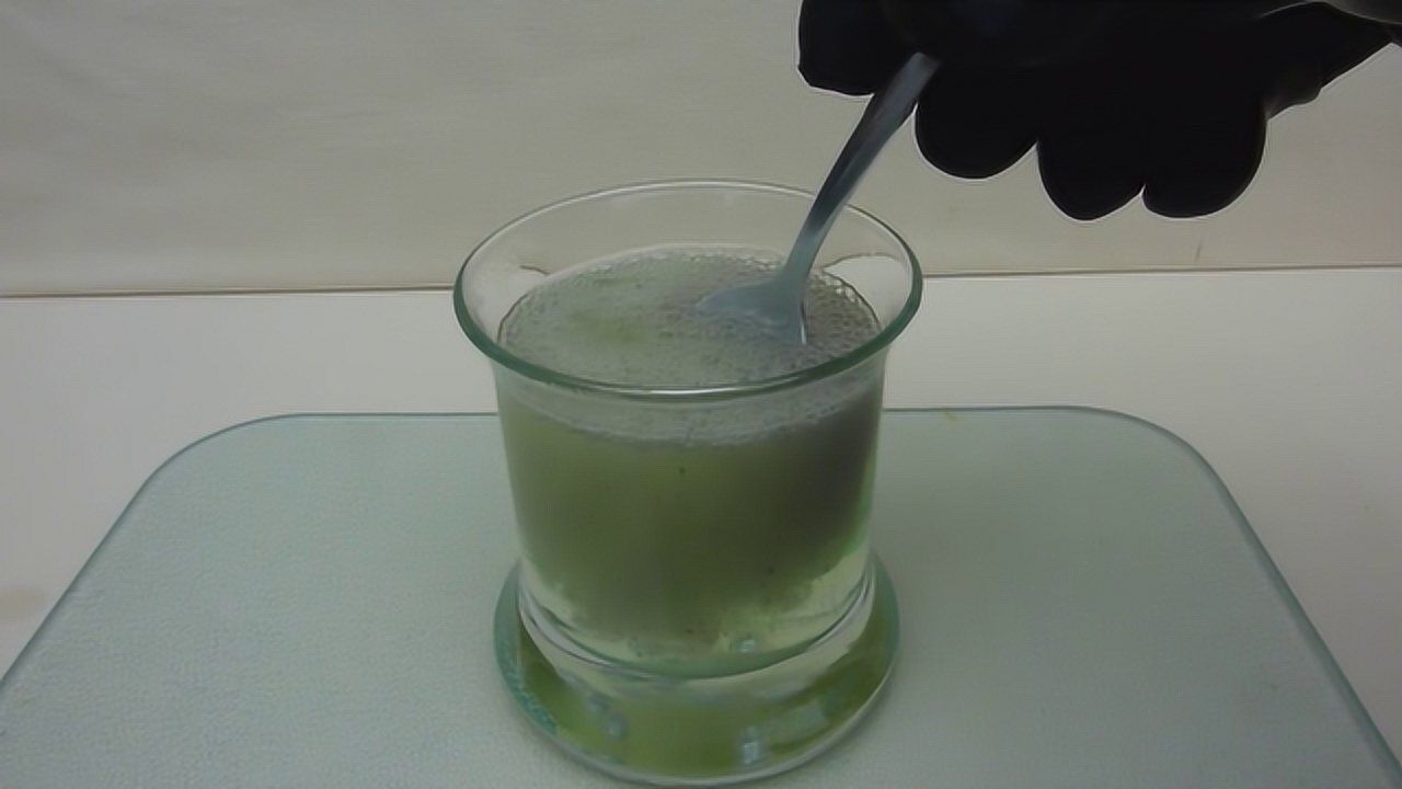 地表最强"魔酸",王水都弱爆了,勺子放进去瞬间消失!