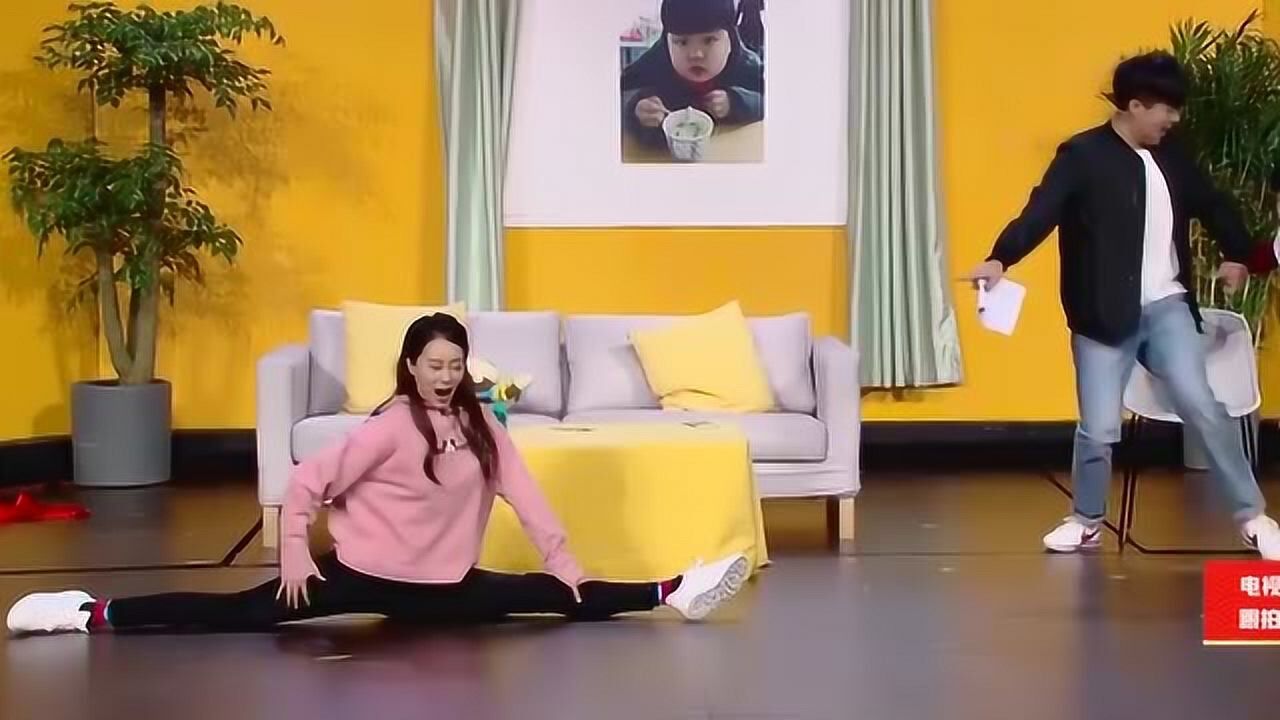 小品:张小斐教孩子"2米有多长",直接现场劈叉