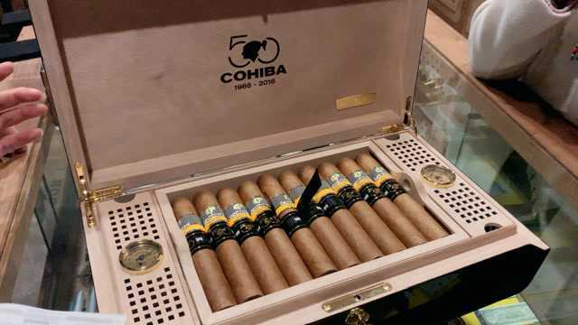 COHIBA 50周年,全球1966盒,每盒20支,一支1万人民币