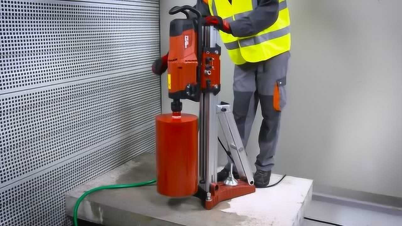 大口径打孔水钻安装固定使用方法