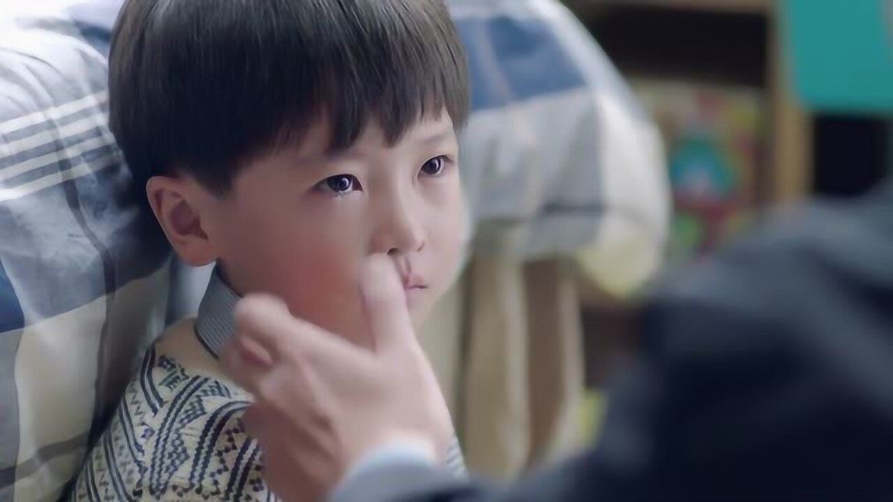 我爱男保姆丹尼尔知道雷佳音不是自己的爸爸伤心的哭起来了