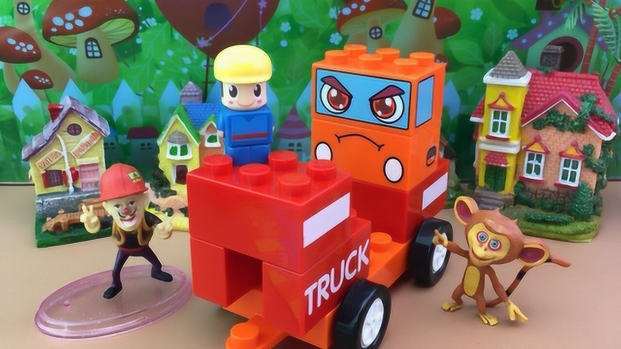 趣味早教积木光头强拼奇积乐园玩具