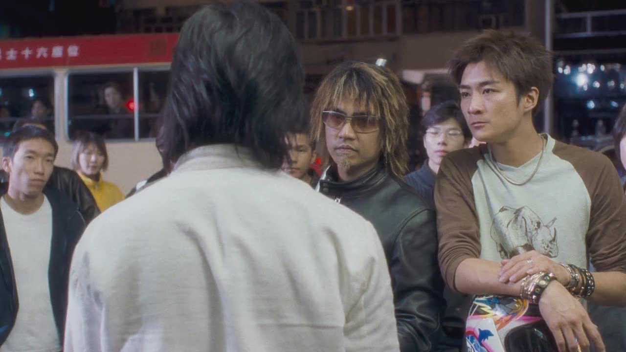 九纹龙竟把两个小流氓,打出了九龙冰室外