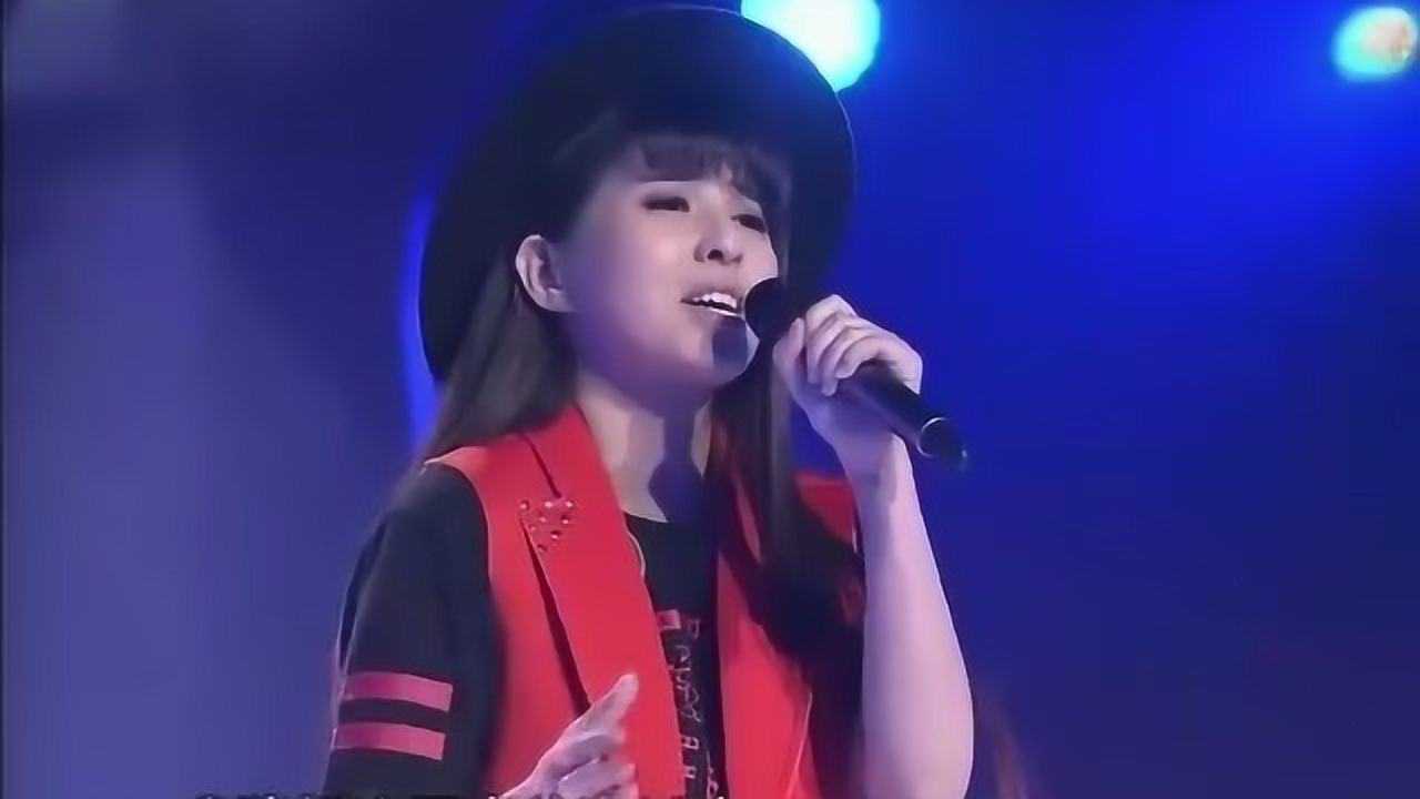 中国好声音贝贝深情演唱大桥上唱到最后太动情都要哭了