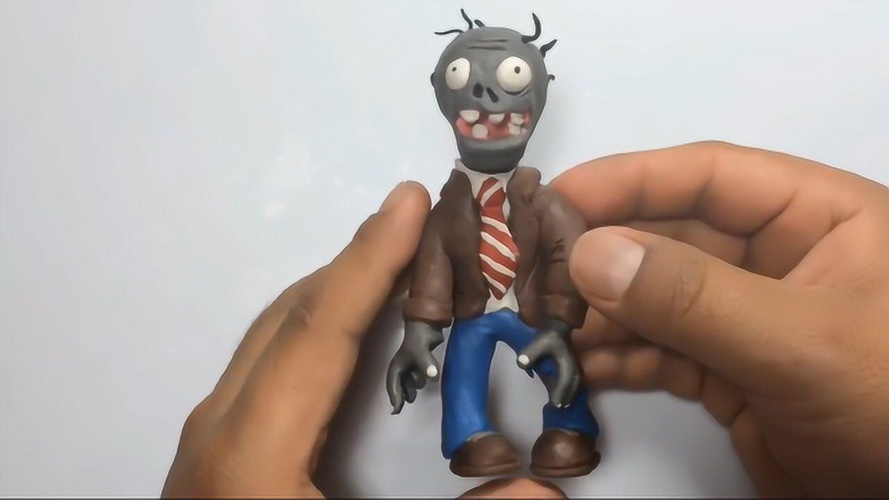 手办教你用橡皮泥制作游戏里面的僵尸就怕你学不会啊