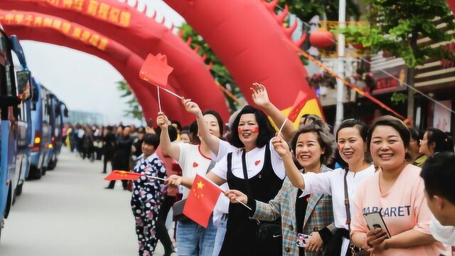 数万人送考热情燃爆!辽宁大孤山百里送考已有24年