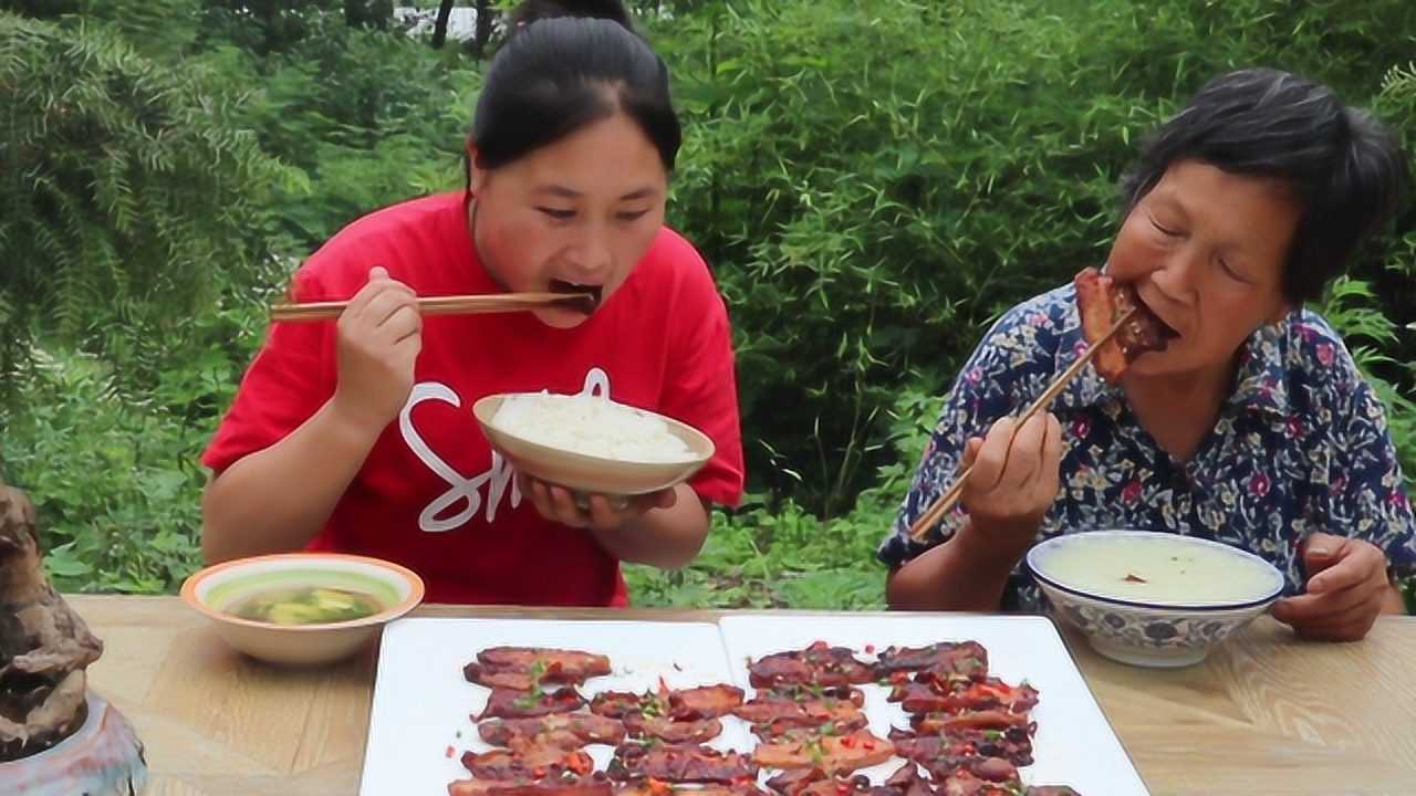 19這才是豬肉最好吃的做法,胖妹一次做20片,76歲奶奶吃過癮了陳說美食