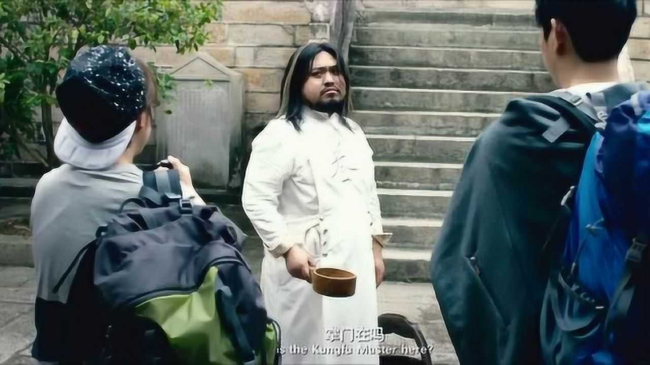 羞羞的铁拳艾伦两人刚上山就碰见秀念马丽连性别都认错了