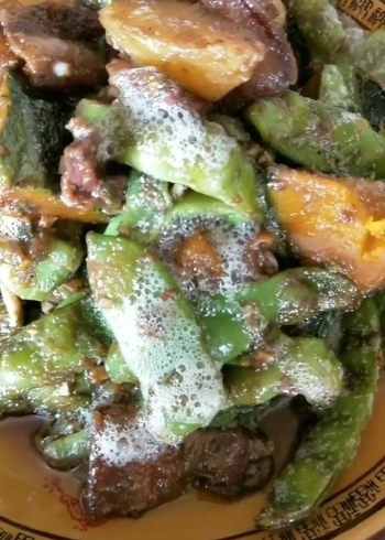 豆角炖出来起小油泡泡!