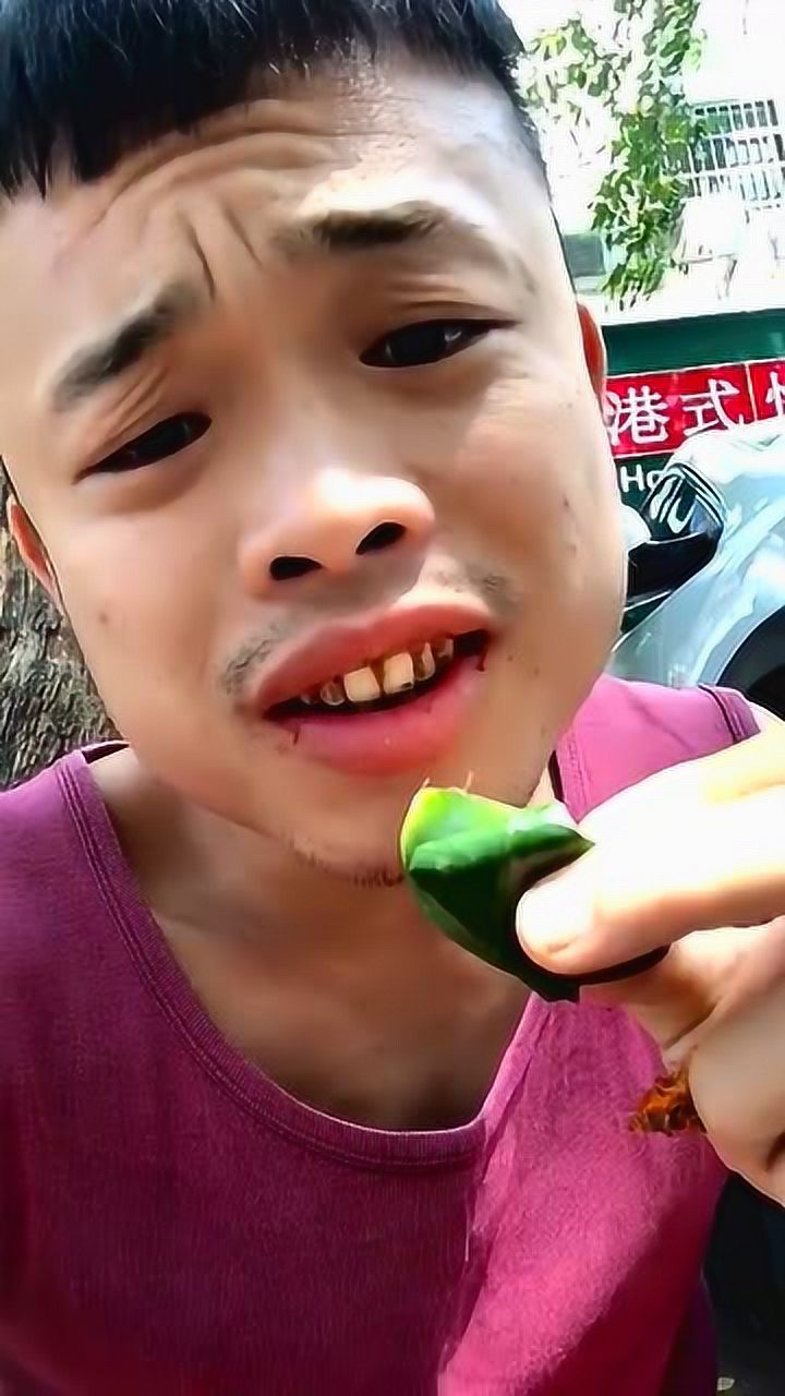 槟榔男神你吃槟郎么牙黑黑的那种啊